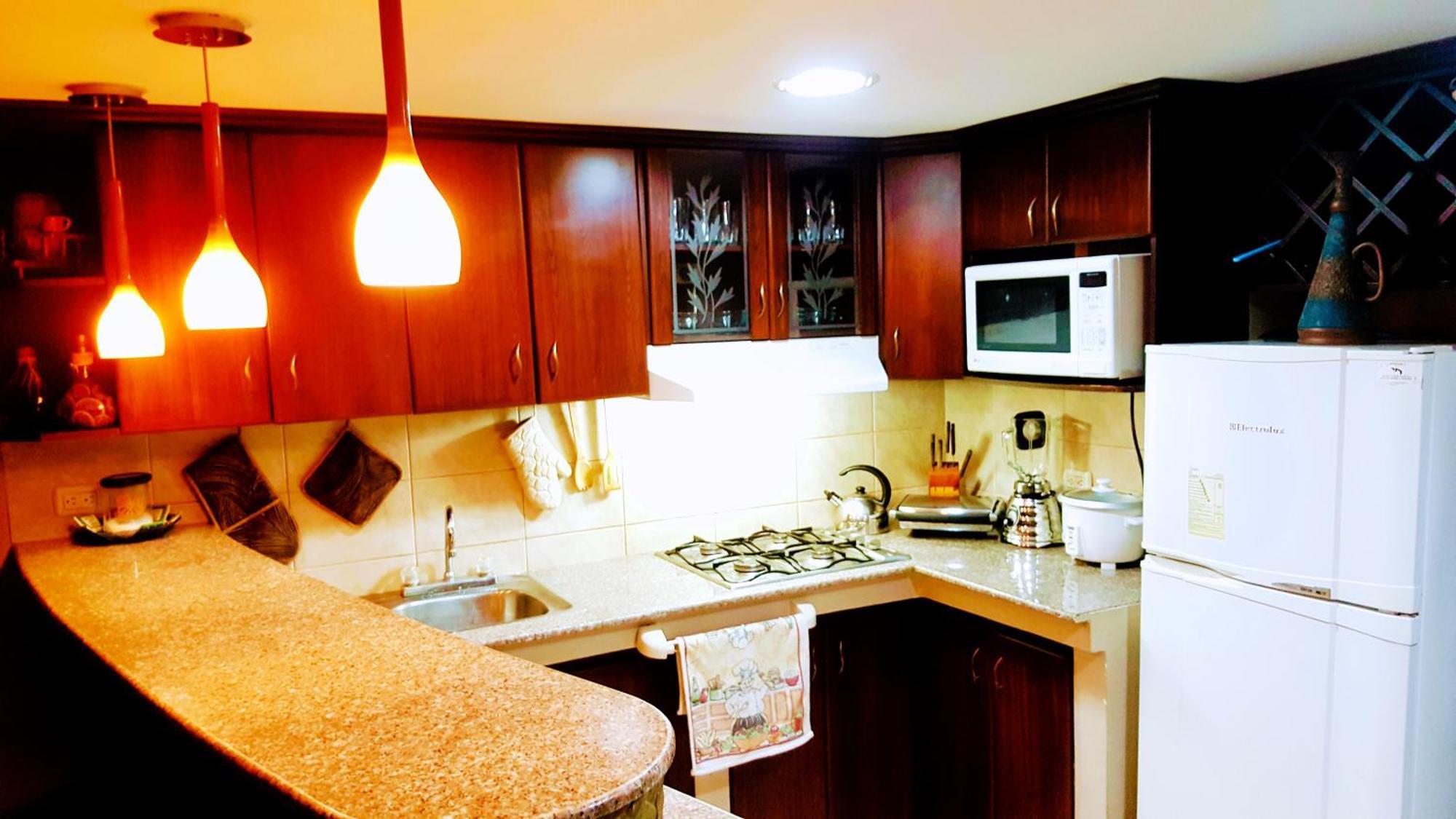 סלינאס Apartamento De Lujo Al Pie Del Mar Condominio Torre Marina מראה חיצוני תמונה